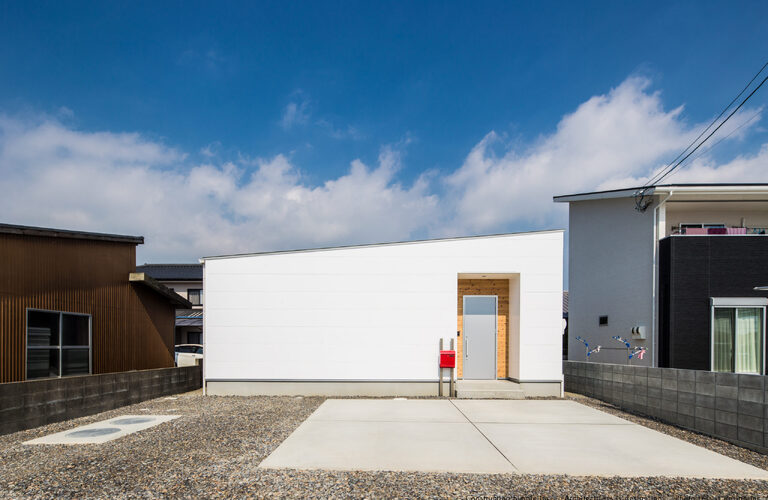 美しく高い機能性はシンプルなデザインに宿る | 鹿児島市の注文住宅なら想いを形にする株式会社相塲工務店