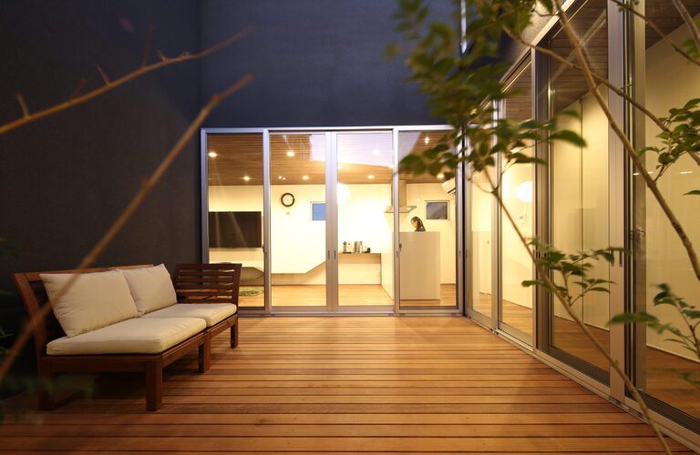 鹿児島市でおしゃれなデザイナーズ住宅を建てるなら　｜　SINPLENOTE×相塲工務店